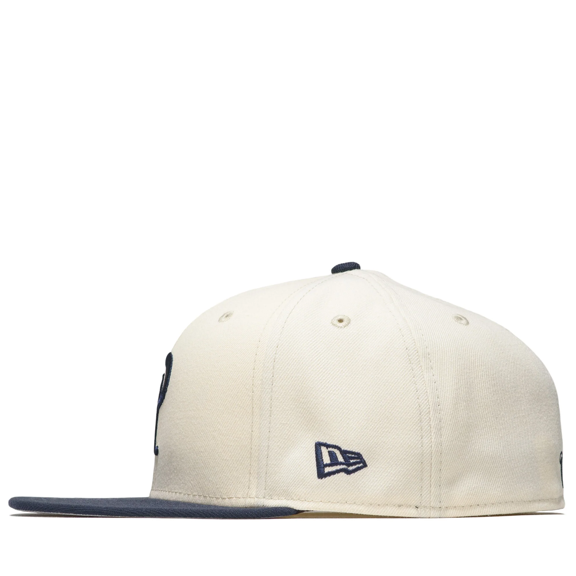 Politics x New Era City Series 59FIFTY Fitted Hat - Cream/Navy - Image 4
